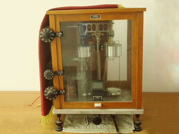 產(chǎn)品檢測設(shè)備